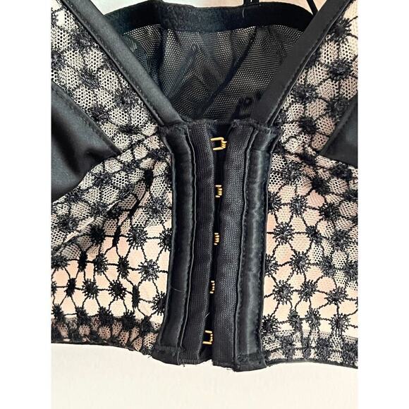 Victoria Secret Black Strappy Starburst Tanga Bralette Women's Size L - Picture 5 of 8